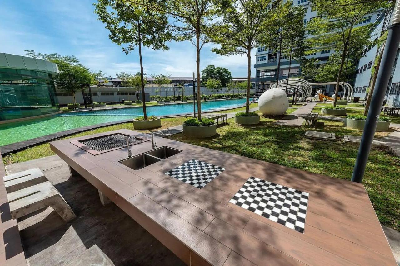 Puchong Skypod Residence @ Hostay Zewnętrze zdjęcie