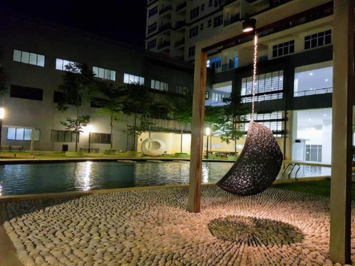 Puchong Skypod Residence @ Hostay Zewnętrze zdjęcie