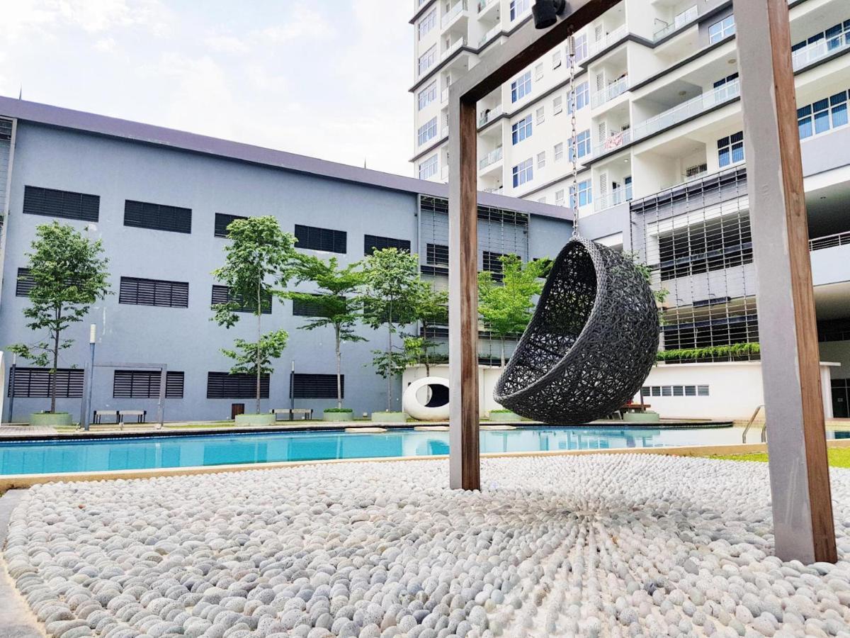 Puchong Skypod Residence @ Hostay Zewnętrze zdjęcie
